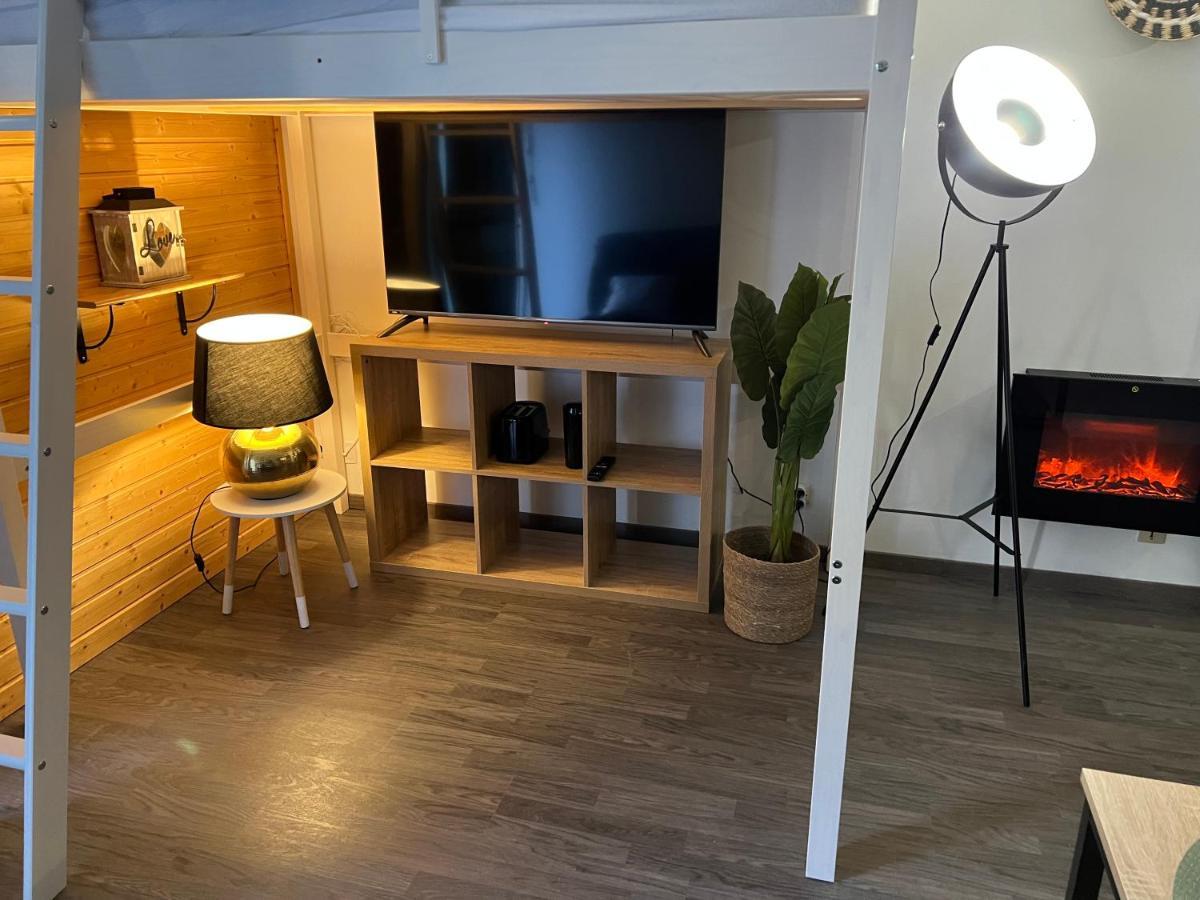 Studio Les Izards Les Angles  Buitenkant foto